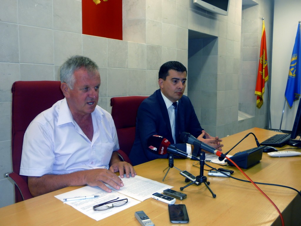 Gojković i Radman na press