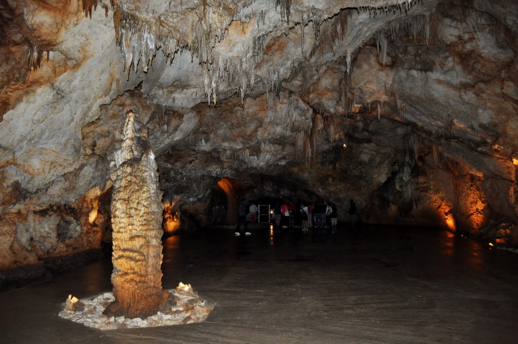 Lipska pećina - foto Boka News