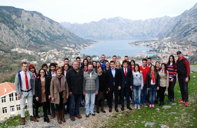 Mlade Demokrate u opštini Kotor obišle 3.791 domaćinstvo