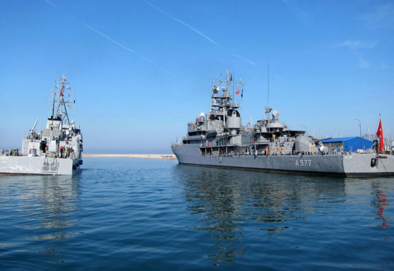 Tri NATO broda uplovljavaju u Luku Bar