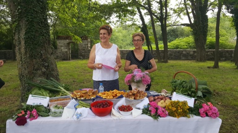 Sajam domaće trpeze i tradicionalnih jela hercegnovskog zaleđa