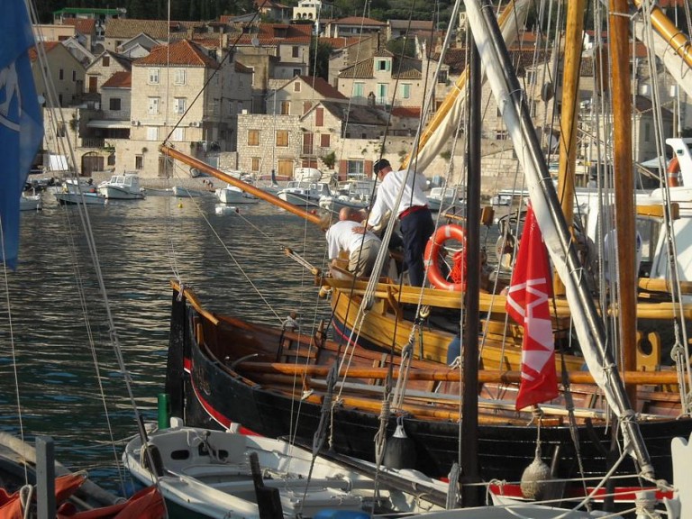Rota Palagruzona: Tradicionalna fešta o komiškoj tradiciji