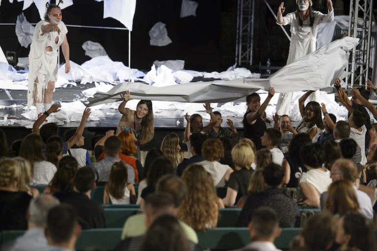 Otvoren 8. Kotor Art i 24. Kotorski festival pozorišta za djecu