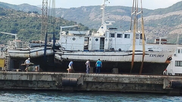 Prilikom vađenja uništen brod „Explorer“
