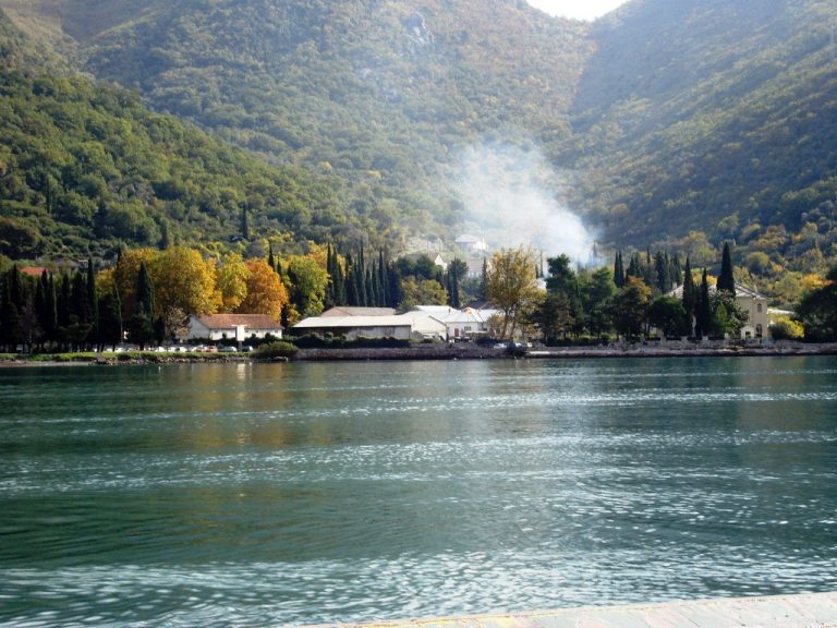 Vlada odustala od namjere da Opštini Tivat ustupi kasarnu Lepetane