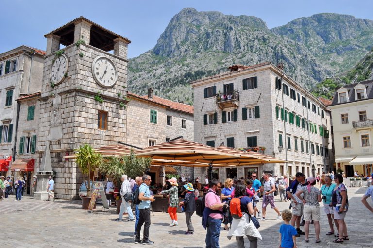 Kotor – Stjepčević potpisao Odluku o privremenom finasiranju