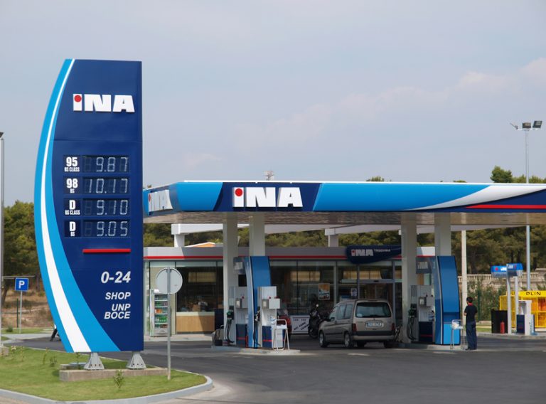 Ina pregovara o kupnji pet benzinskih pumpi u Crnoj Gori
