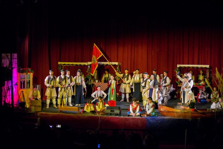 Novogodišnji koncert Folklornog ansambla „Rumija“ iz Bara