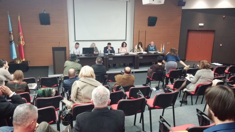 Tivćani zabrinuti rastom troškova lokalne administracije