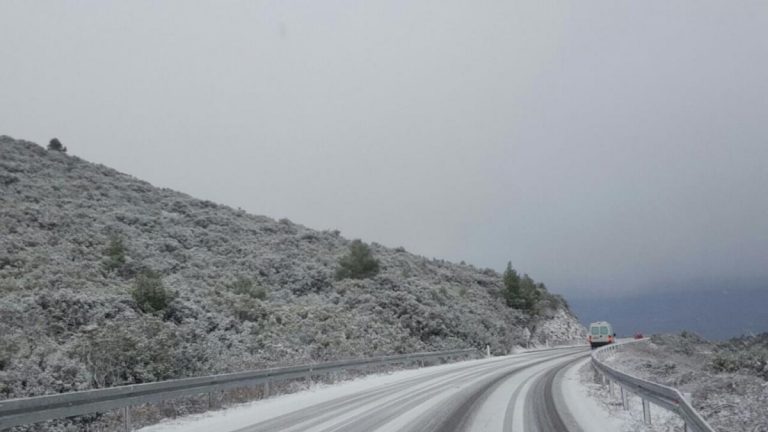 Na Korčuli pao snijeg