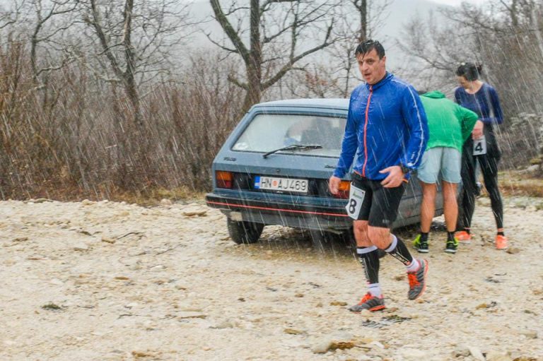 Takmičari prkosili gradu, grmljavini, kiši…