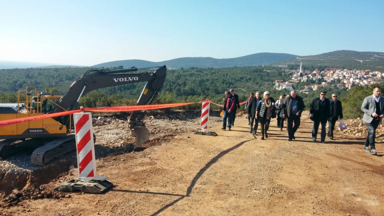 Za godinu će završiti kompletnu saobraćajnicu MR1 prema…