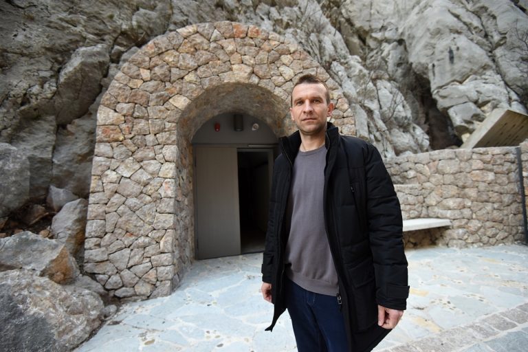 Ide Tito ispod Paklenice: bunkeri iskopani zbog straha od Staljinove odmazde postaju atrakcija za ruske turiste