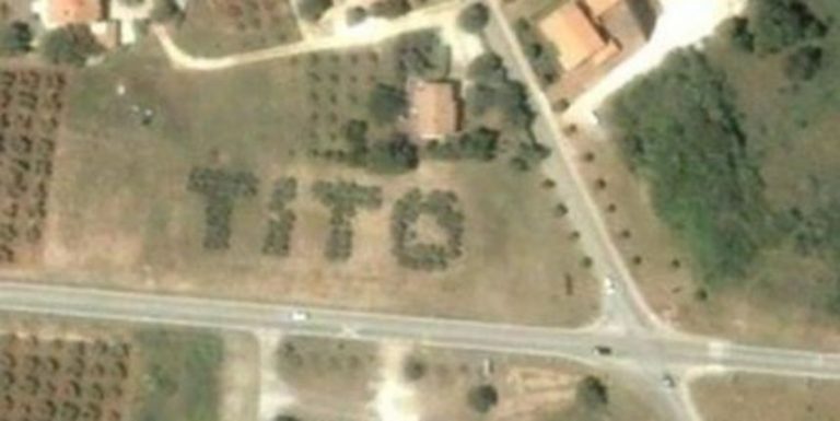 Jugonostalgija ili šala? Stabla maslina ispisala – Tito!