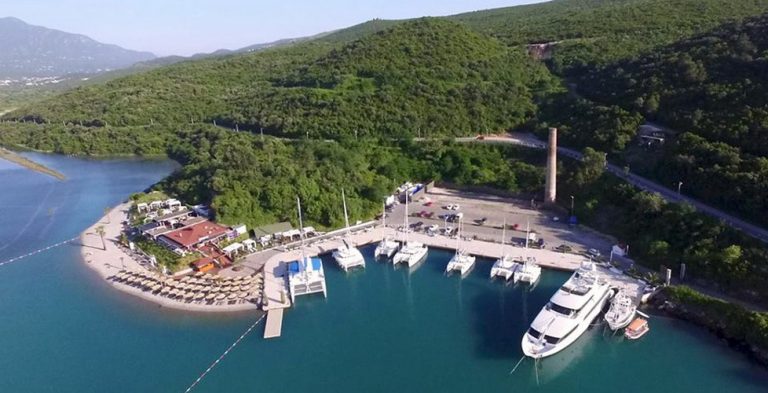 Incident sa jahtom koja je izgorela i potonula u Tivtu otkrio mnogo veće nezakonitosti