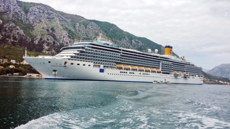 Italijanski kruzer „Costa Luminosa“ prvi put uplovio u Kotor