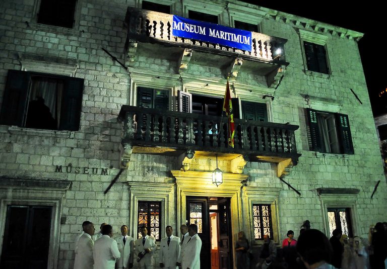 Pomorski muzej Kotor – „Iz grada isplovi ovog“