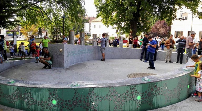 Na slovenskoj pivskoj fontani nude i pivo “Balkan”