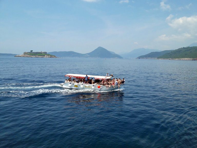 Umjesto u moru, izletnički brodovi na suvom doku