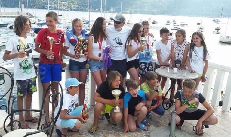 Regata jedriličara sa Škvera