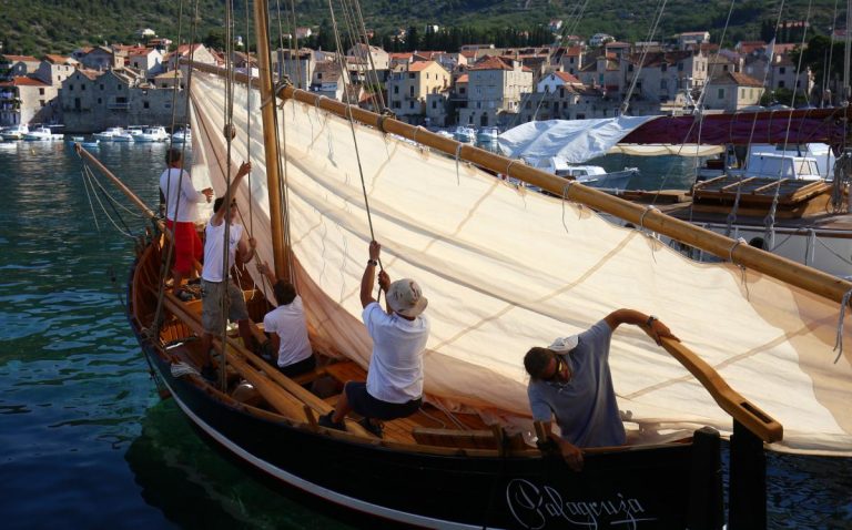 Festival mora – Rota Palagruzona zapela na bonaci