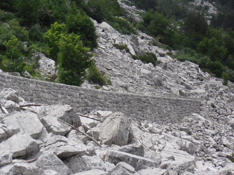 Memorijalni status za put kroz Vrbanj, Orjensko sedlo, Crkvice
