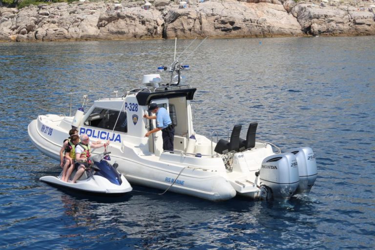 Lučka kapetanija Dubrovnik do polovine avgusta izrekla blizu 100.000 € kazni