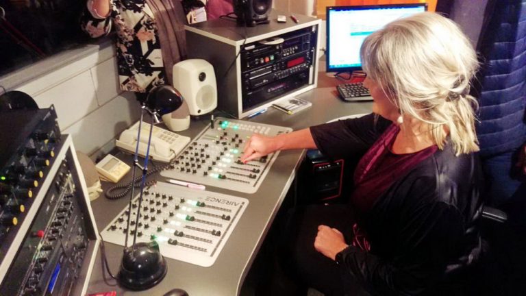 Tivatska gradonačelnica pustila u rad novi studio lokalnog javnog servisa