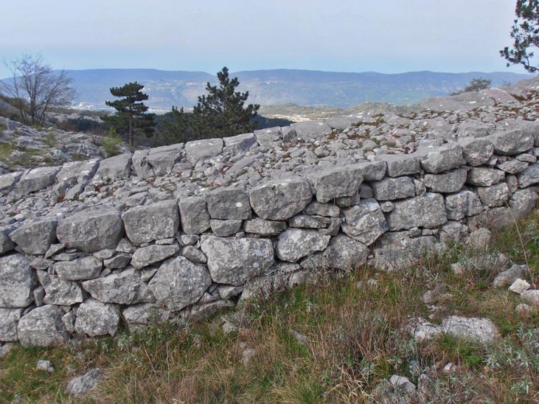 Obnova austrougarskog pješačkog puta na Orjenu
