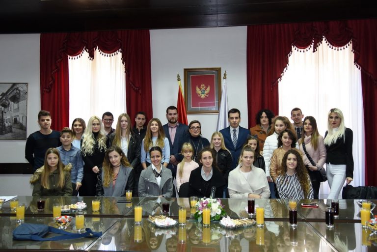 Predsjednik Jokić priredio prijem za učenike i studente
