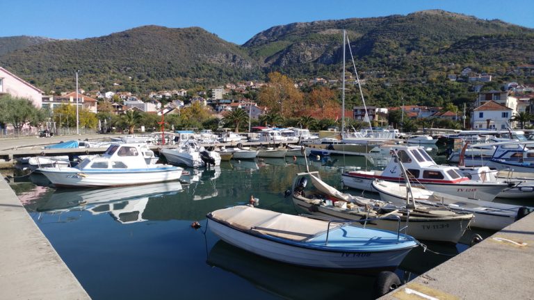 Tivat – rasprava o načinu gazdovanja obalnom infrastrukturom