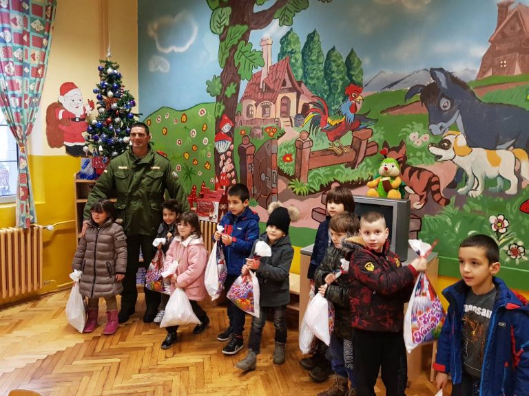 Nacionalni parkovi Crne Gore podijelili novogodišnje paketiće mališanima sa zaštićenih područja