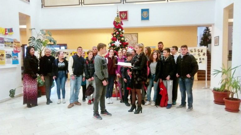 Nagrađeni ekološki najangažovaniji razredi u tivatskim školama