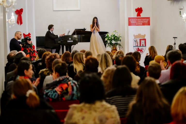 Koncert sopranistkinje Tamare Rađenović u crkvi Sv. Duha