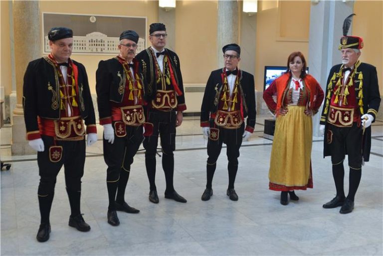 Bokeljska mornarica da bude zajednički nominirana od Hrvatske i Crne Gore – poruka sa skupa u Zagrebu
