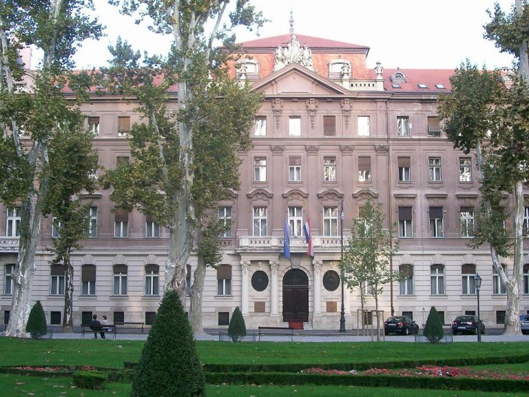 Ministarstvo kulture Hrvatske kandidovalo bokeljsku proslavu Svetog Tripuna UNESCO-u