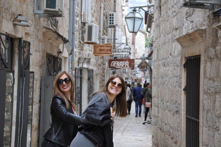 U Budvi boravi skoro dvije hiljade turista