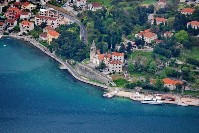 Povodom pljačke Specijalne bolnice u Dobroti, policija i tužilaštvo još rade na identifikovanju lopova