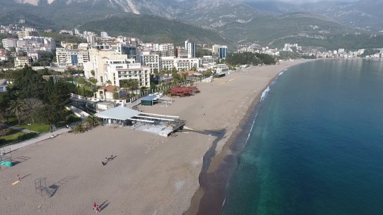 Većina plaža uređena, očišćenja i spremna za prve kupače