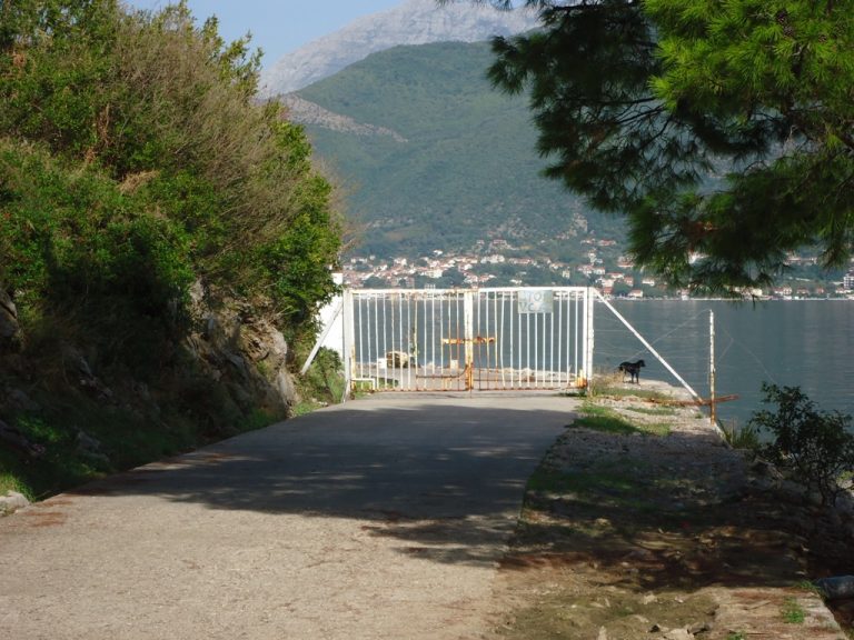 Ministarstvo odbrane radi na uklanjanju najvećeg dijela opasnih ubojnih sredstva iz mornaričkog objekta Pristan na Luštici