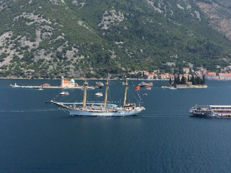 „Jadran“ legalno u Crnoj Gori, bez odgovora da li tu i definitivno ostaje