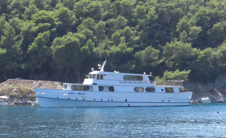 Bivši „Petrovac“ skončao na Braču