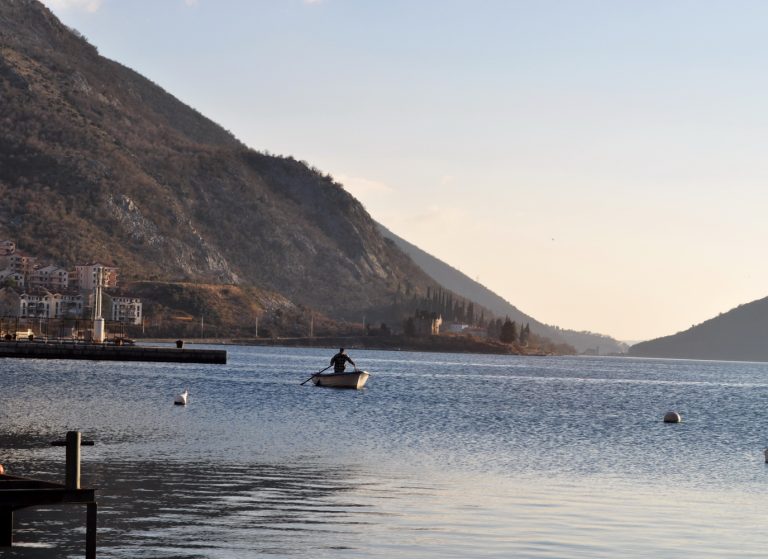 Risan – održano predavanje u OŠ “Veljko Drobnjaković” na temu problematike otpada na plažama i u moru