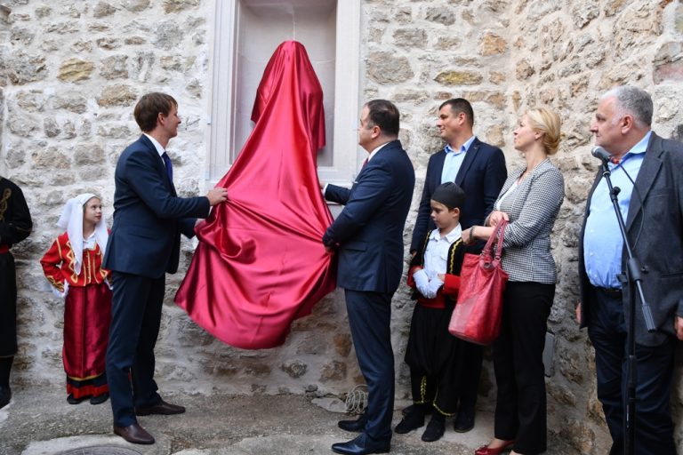 Otkrivena bista slavnom admiralu Marku Vojnoviću