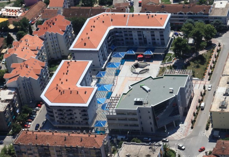 Tivat – bespravno napravljene stanove u potkrovlju sada namjeravaju legalizovati