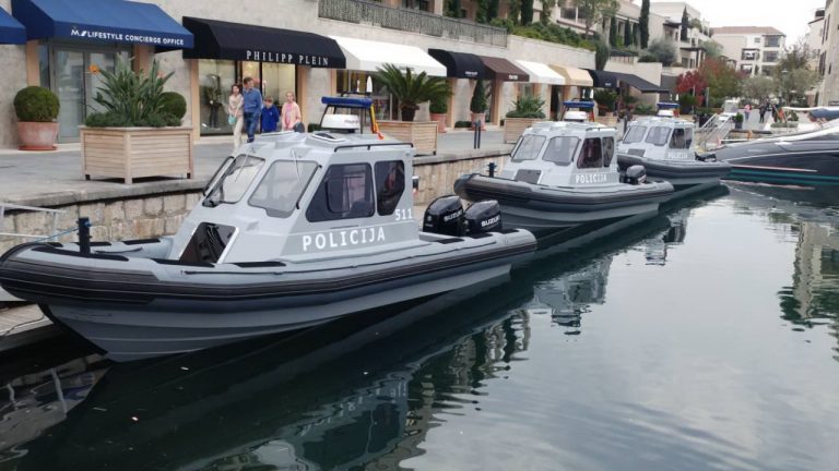 Graničnoj pomorskoj policiji isporučena tri nova brza patrolna čamca