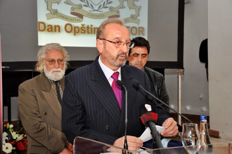 Novembarska nagrada grada Kotora prof. dr Iliji Laloševiću i posthumno Dušku Bajlu Radeviću
