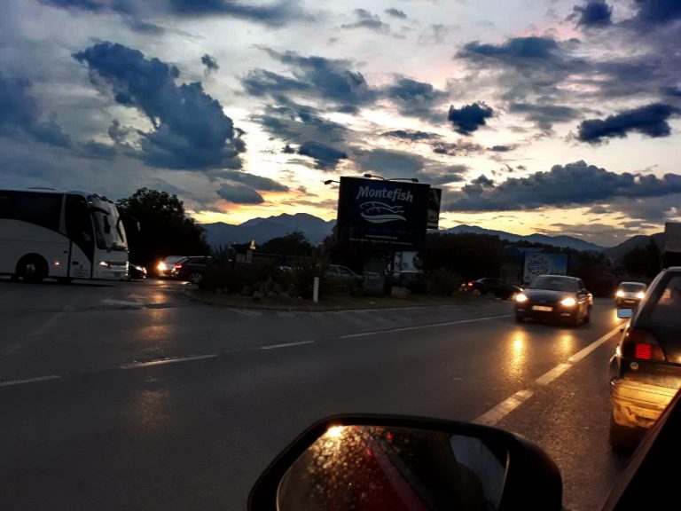 Nakon nevremena u Boki danas mirno