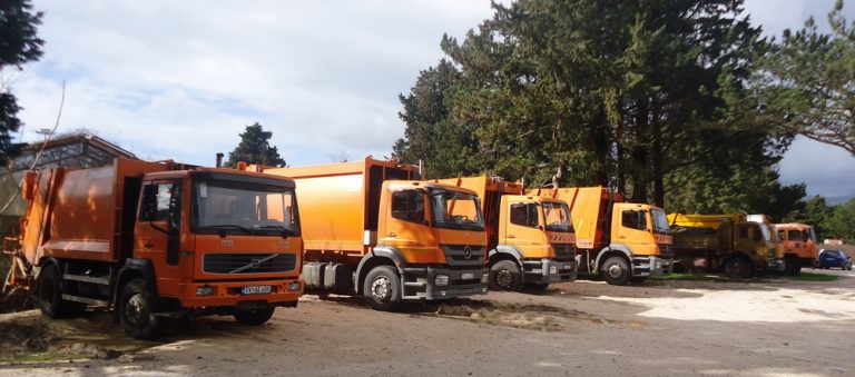 Komunalno Tivat u pripremi sezone nabavlja dva kamiona za odvoz smeća