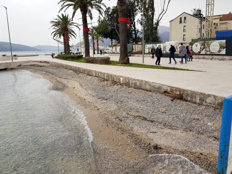 Zajedno će pijeskom prihraniti šest plaža